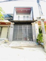 nhà 2 mặt tiền đường kinh doanh có 3 phòng ngủ giá 4.5 tỷ