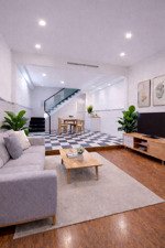 hiếm, nhà đẹp quận 7 vợ chồng trẻ ở là mê liền