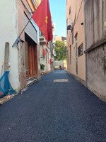 chính chủ cần tiền, bán gấp mảnh đất vuông vắn- đẹp như trong tranh- giá nào cũng bán.