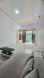 chỉ 5,1 tỷ có nhà 69m2 3 p.ngủ ngay emart 2 phan huy ích