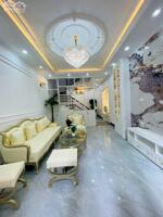 Bán nhà phố Thịnh Quang, Đống Đa 52m, 5 tầng, mt 4.5m. Giá: 20.5 tỷ. LH: 0937158386