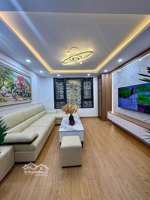 chính chủ bán nhà văn quán, hà đông, hà nội, 6pn, 4wc, 40m2, 9,6 tỷ, ô tô đón tết tôi cần bán gấp.