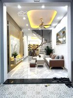 sốc giá! nhà riêng trần đại nghĩa hbt,oto đỗ cửa,ngõ thông, cạnh đại học bách kinh xây 42 m