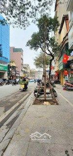 khâm thiên -oto đỗ, kinh doanh , thang máy, ở sướng, hàng xóm công viên thủ lệ, hồ thiền quang.