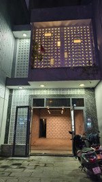 nhà cho thuê mt đường nguyễn phước lan, hướng tây, gần bung binh, nhà 2 tầng