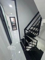 nhà xinh 4tâng quận 10 vĩnh viễn.ngay khu ăn uống nguyễn tri phương.bệnh viện 30/4