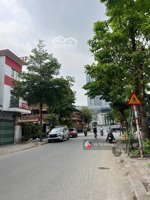 bán nhà xuân đỉnh 118m, gara ô tô tránh, thang máy, kinh doanh, mặt tiền 8m,3 thoáng, 30 tỷ