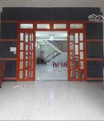 nhà mới 3pn sân oto có nội thất cơ bản gần trưởng song ngữ lạc hồng.