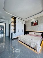 cần ra gấp gần 100m2 nhà 5 tầng thạnh xuân 25, thới an quận 12