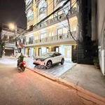 bán nhà tư đình,40m ,thang máy,gara ô tô,kinh doanh đa dạng,13xty