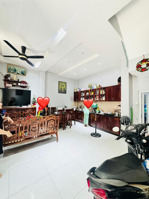 hẻm 5m nhà đẹp nguyễn kiệm 4 tầng btct - ngang gần 5 m - 9.7 tỷ