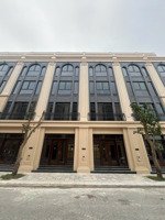 tôi cần tiền mặt thanh toán nên cần bán gấp nhà, có thương lượng