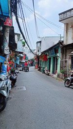 gần mặt tiền tô hiệu - tân phú - lô góc 4 tầng btct - đường nhựa 6m thông - kinh doanh tốt