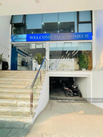 vip!tòa nhà mặt phố phú diễn,lô góc,oto tránh,t.máy,văn phòng,kinh doanh,dt:65mx8t,mt:6m,nhỉnh 20ty