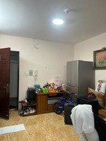 bán căn hộ lakeside 68,5m2,2pn,1wc giá 2tỷ550tr.call mr hà.