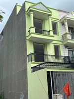 bán nhà mới 1 trệt 3 lầu kdc phúc đạt vị trí vip sát chung cư phúc đạt