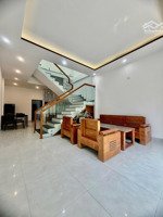 nhà 2 tầng mới kiệt phan bá phiến (sát biển)