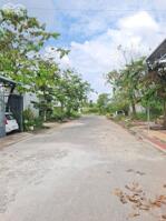 BÁN NỀN ĐƯỜNG B7 KDC Phú An ( Đường này đang xây nhà nhiều đông vui lắm )