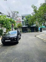 bán nhà 4 tầng mặt tiền đường tạ mỹ duật - gọi đàm tiến