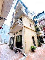 30m² thụy khuê_căn góc thoáng sáng, ngõ thông 15 mét ra mặt hồ tây.