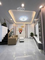 bán nhà thị trấn hóc môn - hẻm nhựa oto tới cửa - 43m2 - 4pn - giá 3.39tỷ