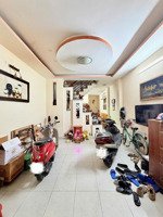 chính chủ cần bán gấp nhà riêng 3 tầng giá rẻ -48m2 quận 11 hồ chí minh 4pn chỉ với 6 tỷ 500 triệu