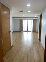 chính chủ bán căn góc 125m 3pn tòa ligogi 13, giá 5,6 tỷ .hđmb 50 năm.lh 