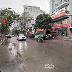 mặt phố, lô góc thoáng sáng,vỉa hè rộng kinh doanh đỉnh