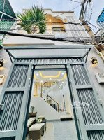 nhà đẹp căn góc nguyễn văn khối p8__diện tích: 4.05m x 10m: 1 trệt 1 lầu.2 phòng ngủ, 2 toilet.