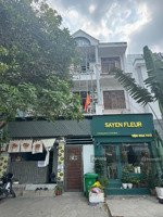 mặt tiền ngay khu ẩm thực phan xích long 8,2x16m hđt 50tr/tháng giá tốt 35 tỷ bớt lộc.