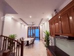 hiếm nhỉnh 6 tỷ - nhà đẹp - mặt ngõ thông kinh doanh - cách 1 nhà ra ô tô tránh - vị trí siêu