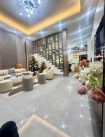 cạnh lạc trung-gần oto,an ninh tốt-48m2-9 tỷ 9