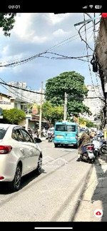 trung tâm bình thạnh sát mặt tiền lê quang định xe hơi đổ cửa 25 m2 -3 tầng . lộc xuân chỉ 4.95 t