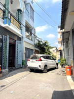 giảm hơn 500 triệu nhà đẹp lã xuân oai tăng nhơn phú a 64m² hẻm xe tải giá 6.6 tỷ