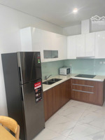 cho thuê căn 2pn full nội thất tại pearl vào ở sớm.