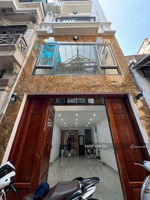 9.8 tỷ có nhà ngọc thuỵ thang máy - ngay đầu ngọc thuỵ - gần mipec