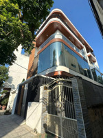 nhà 4tầng có thang máy dt :118m2 mt thanh sơn -hải châu