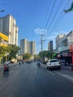 giá siêu sốc ha gan 10ty ban nhà mặt tiền vip tại trung tâm tp. dĩ an hạ giá chỉ còn