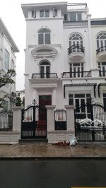cho thuê biệt thự louis city, đại mỗ, 200m2 5 tầng, hoàn thiện đẹp làm văn phòng