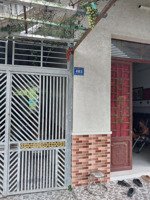 mình cần bán nhà vườn và 14 phòng trọ 1 kho chứa đồ và sân vườn hiện tại ông bà già mình đang ở