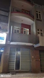 cho thuê nhà phố đường phạm hùng f.5 quận 8, 4.5x15, 1 trệt 3 lầu, 4pn, 3wc, giá : 16 tr/th