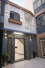 nhà đẹp ngay chợ tân binh kế cx bắc hải ngang 4,5 dài 10 với 4pn hẻm 5m