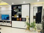 gấp gấp saigon mia cần sang gấp 1pn 1wc full nội thất luxury view đẹp tầng trung duy nhất