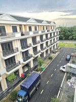 vietsing square - chỉ nhỉnh 5 tỷ sở hữu ngay căn shophouse 4 tầng sổ lâu dài vsip bn - giá tốt nhất