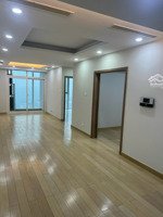 cần bán cc cao cấp- víp - lê trực - ba đình - 72m -9,5 tỷ - 2 ngủ - 2 wc - vew lăng bác pháp lý