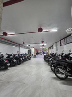 tòa building hoàng quốc việt- 8 tầng thang máy - dòng tiền hơn 100tr/tháng