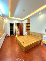 bán nhà gần times city .diện tích rộng.full nội thất. ở ngay