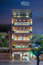 chính chủ gửi bán nhà mặt phố quảng khánh:110m2,8 tầng,mt:10m.giá:119tỷ.lh:0888999766