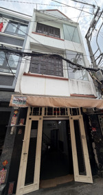 bán nhà hxh lạc long quân, p10, q11 dt: 3.2 x 9m 28.8m2 (vuông vức), thực tế 3,2m x 12m