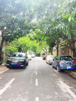 bán nhà phân lô vip- phố lạc trung,hai bà trưng, vỉa hè, ô tô tránh,ô tô đỗ cửa,71m2, nhà đẹp 24 tỷ